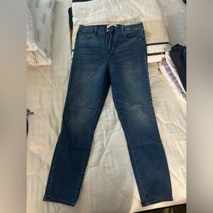 Abercrombie super skinny ankle jean